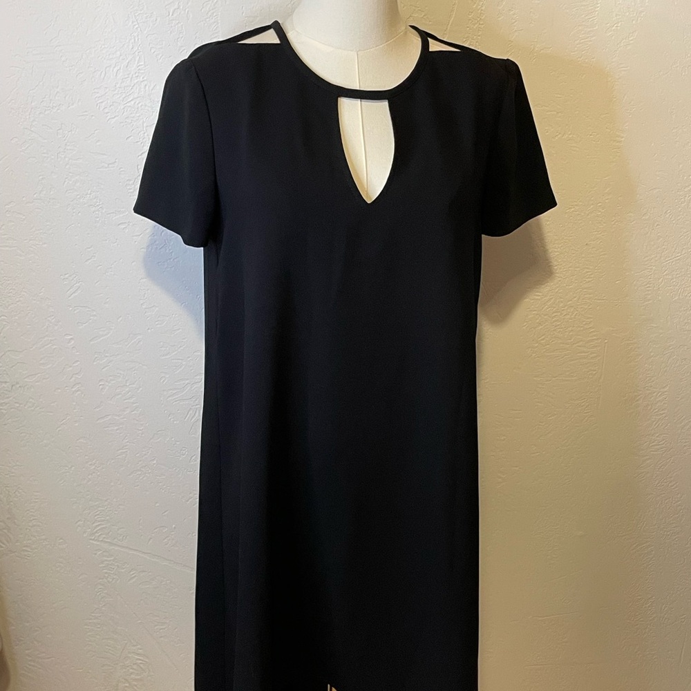 Trina Turk Elegant Black Mini Dress with Keyhole Design
